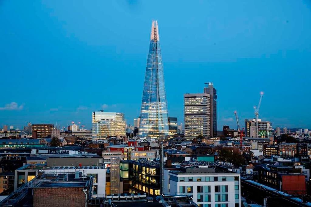 Chapter South Bank In London Exterior photo